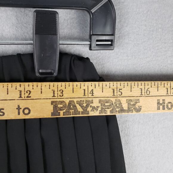 Charlotte Russe L Accordion Pleat Mini Skirt Black White Colorblock Whimsigoth - Picture 2 of 7